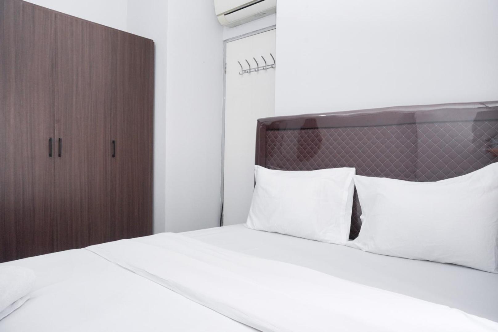 And Simply 2br At Bay Pluit By Travelio Apartemen